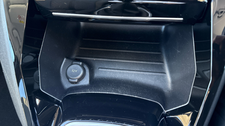 Peugeot 208 1.2 PureTech 100 Allure 5dr Petrol Hatchback